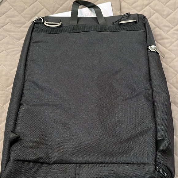 TRAVELON Anti-Theft Classic Black Small Convertible Backpack/NWT - Picture 14 of 15